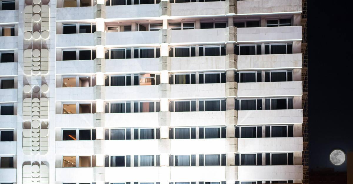 The Level At Melia Sevilla Luaran gambar