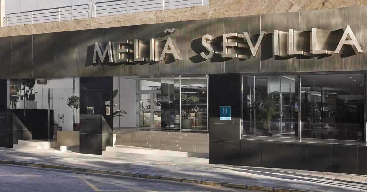 The Level At Melia Sevilla Luaran gambar