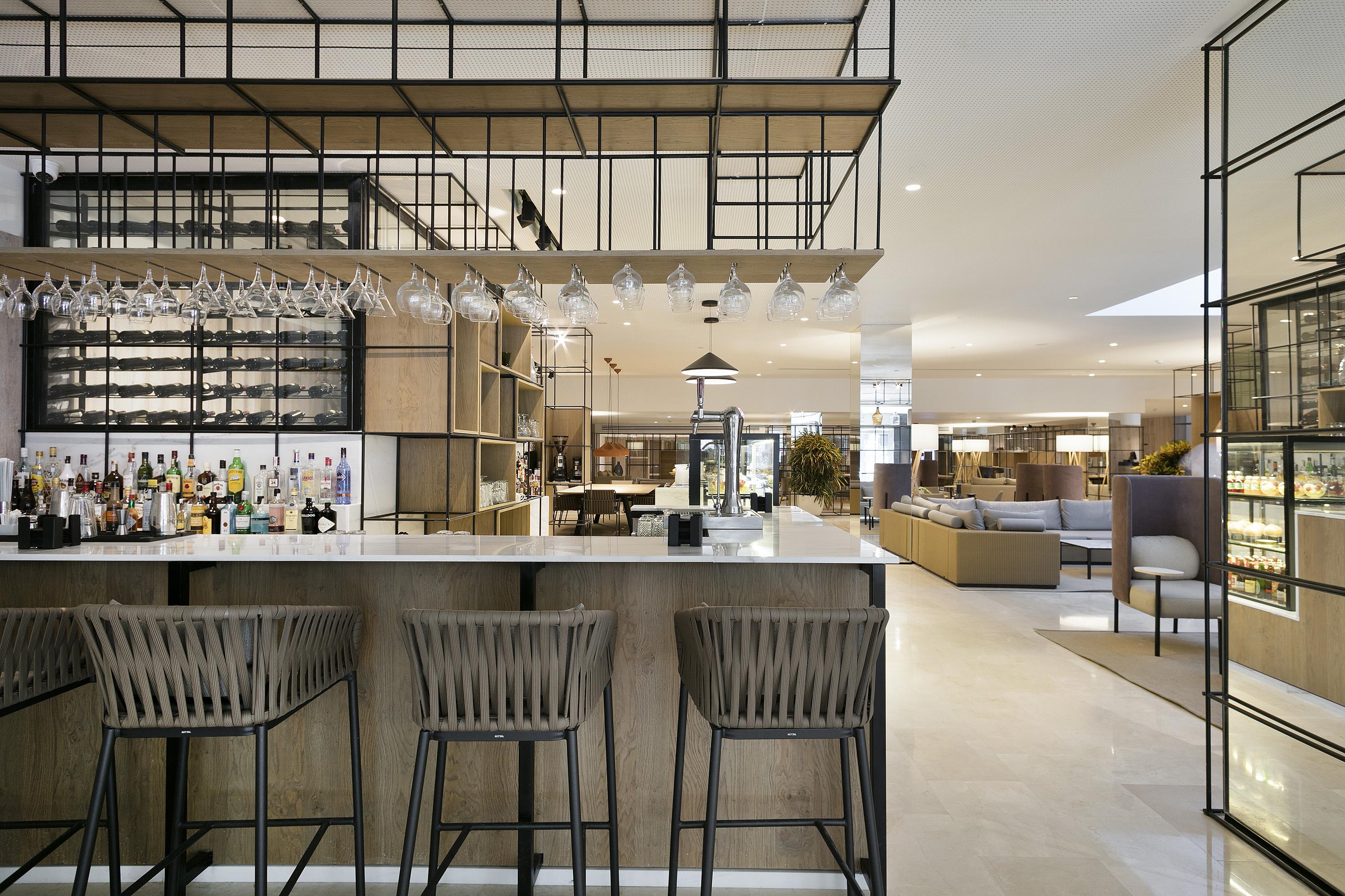 The Level At Melia Sevilla Luaran gambar